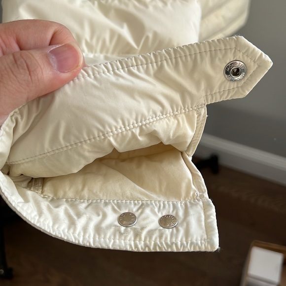 Off white / Cream lightweight down jacket by Moncler - Picture 8 of 17